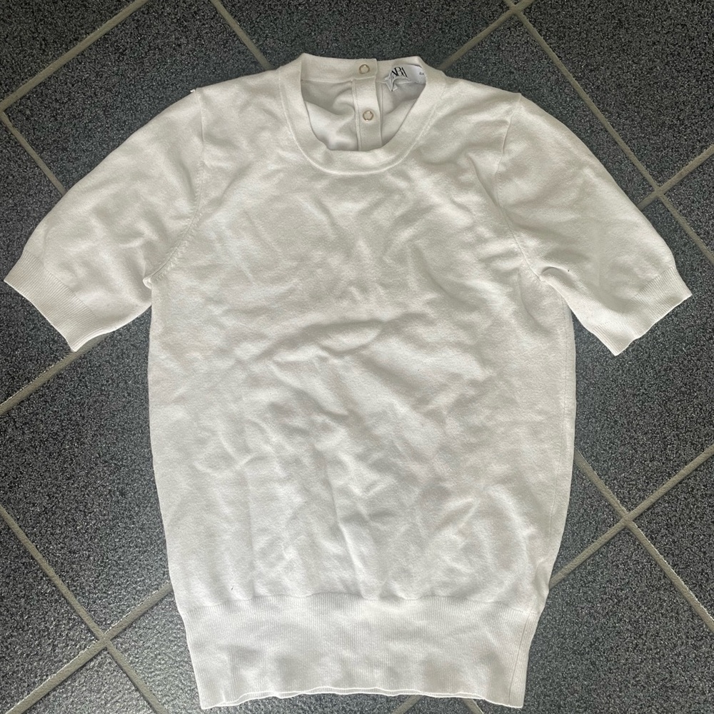 Zara White Short Sleeve Sweater
